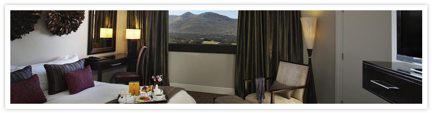 Cascades Flamingo Suite Bedroom